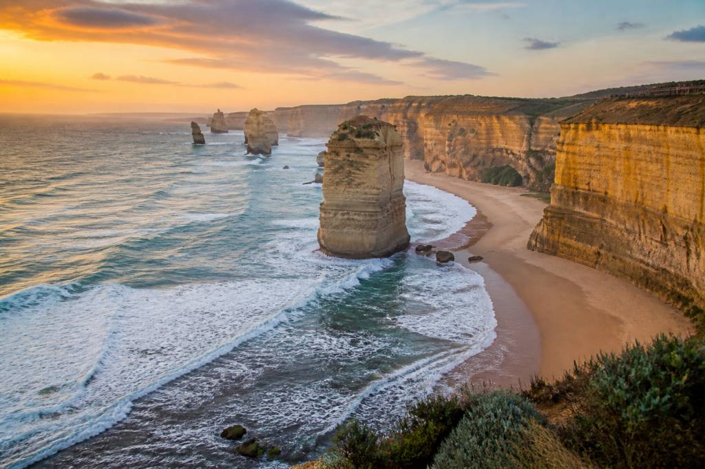 Découvrir azure at the twelve apostles : guide pour explorer ce joyau australien